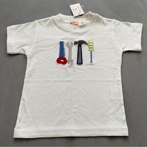 Tools appliqué t-shirt